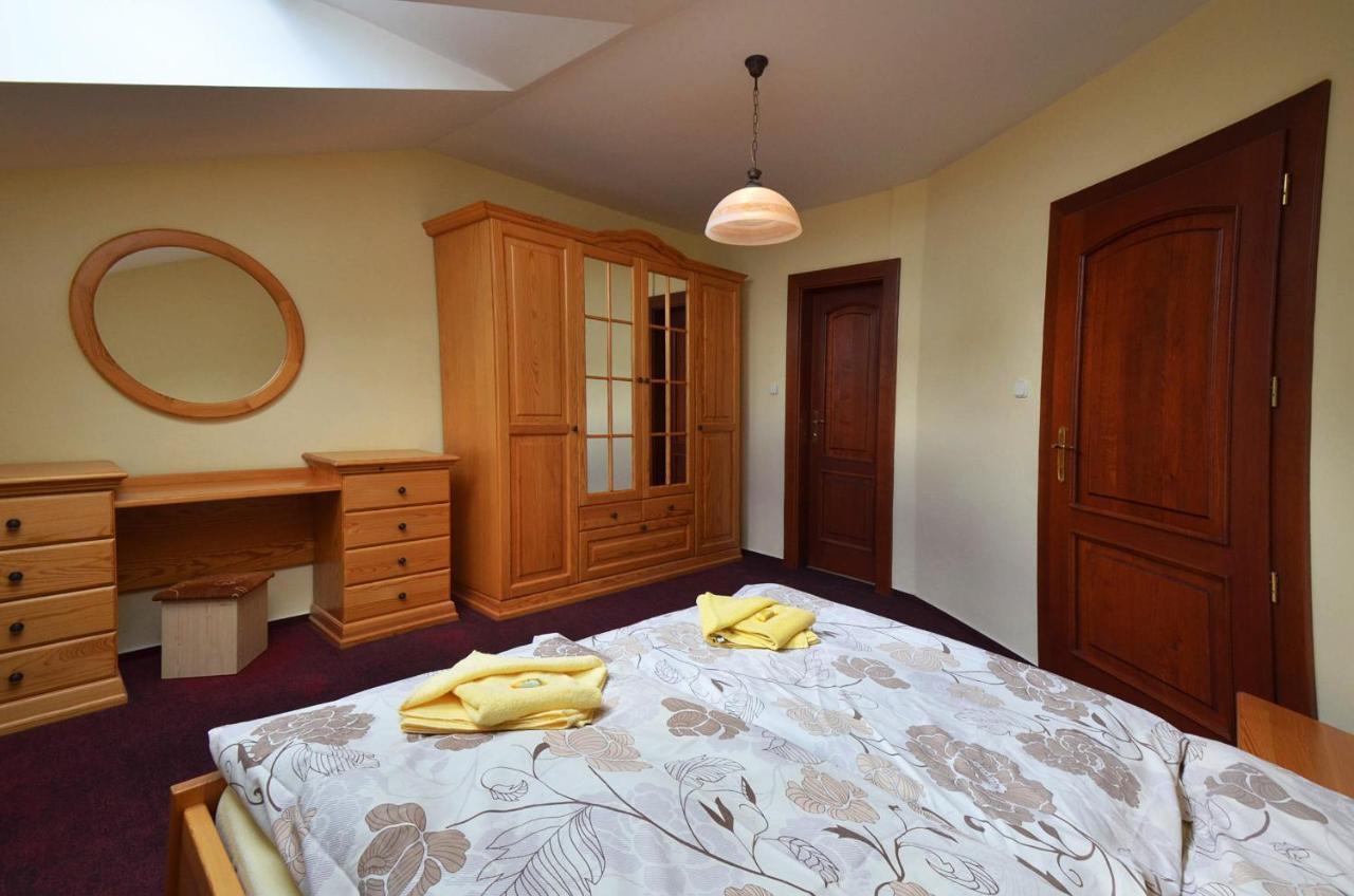 Hotel Lesana Stará Lesná Esterno foto