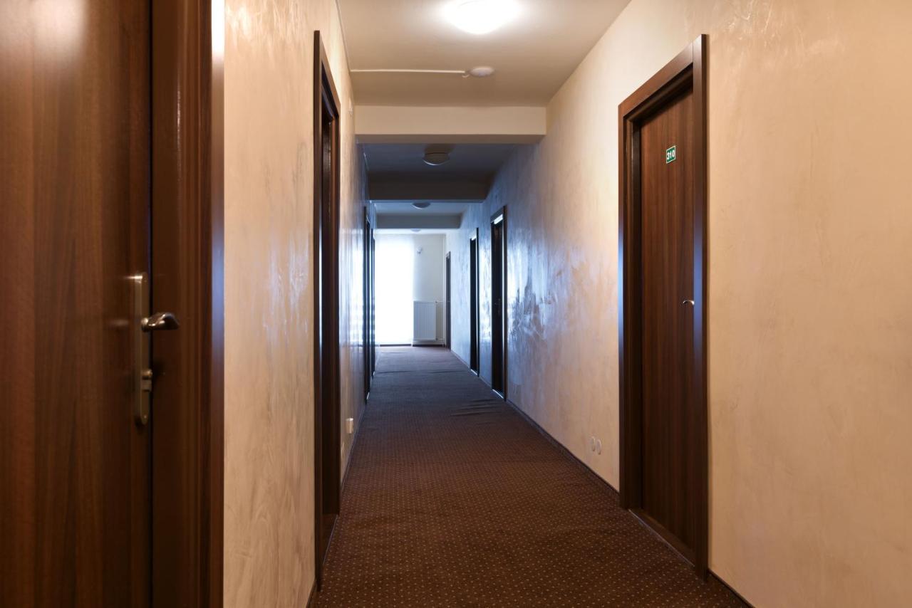 Hotel Lesana Stará Lesná Esterno foto